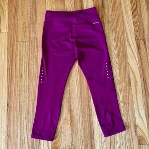 Nike epic Lux tight pink crop leggings Womens size XS
